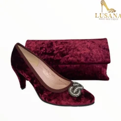 Women Le Babe Burgundy Velvet Shoe