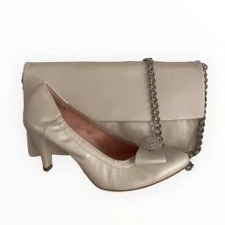 Women Le Babe Cipria Leather Bag