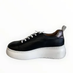 Women Wonders Black Platform Trainer